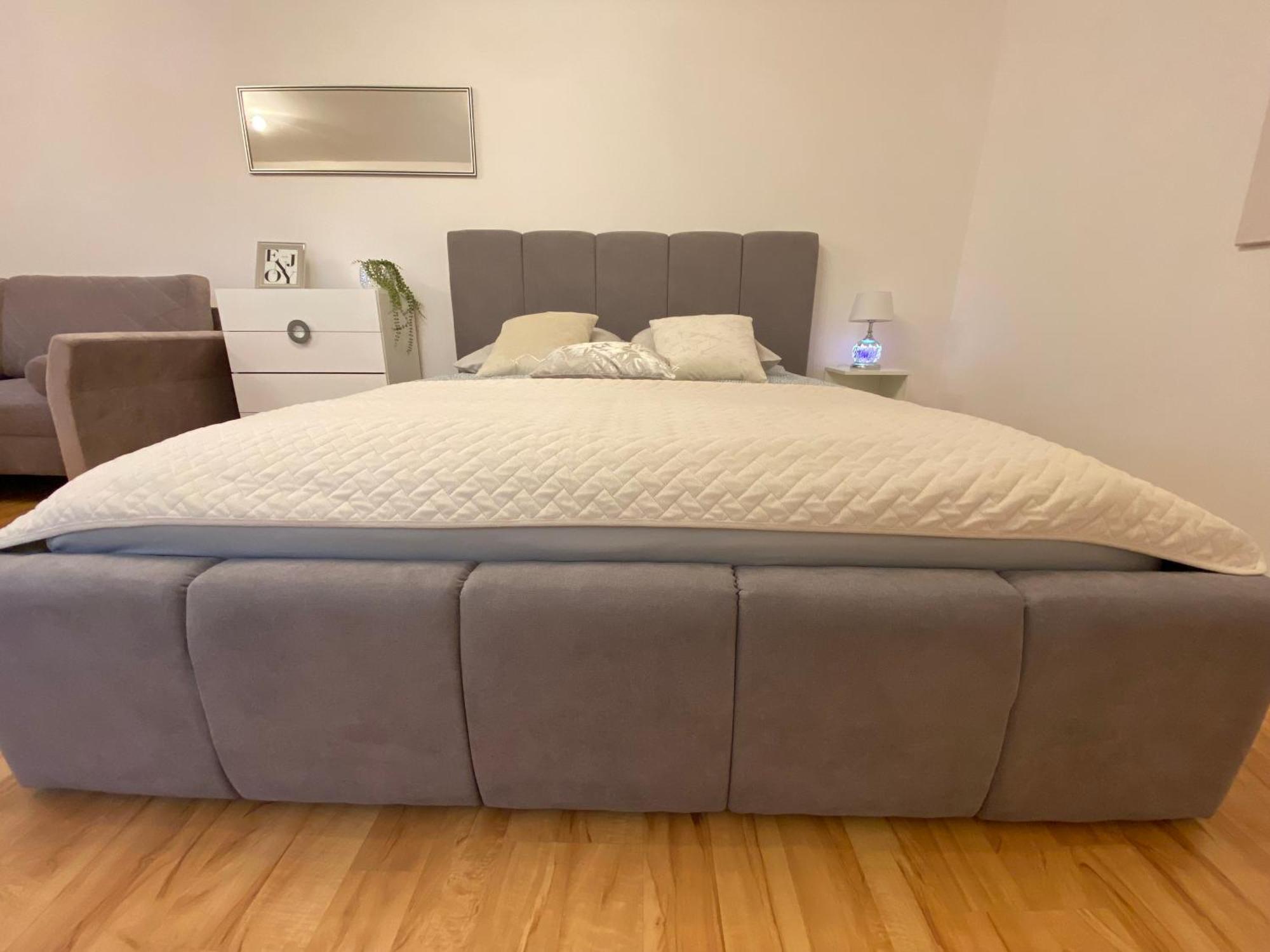 Apartament Rodzinny Z Ogrodem Cieszyn  Dış mekan fotoğraf